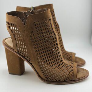 Vince Camuto VC Natalie Bark